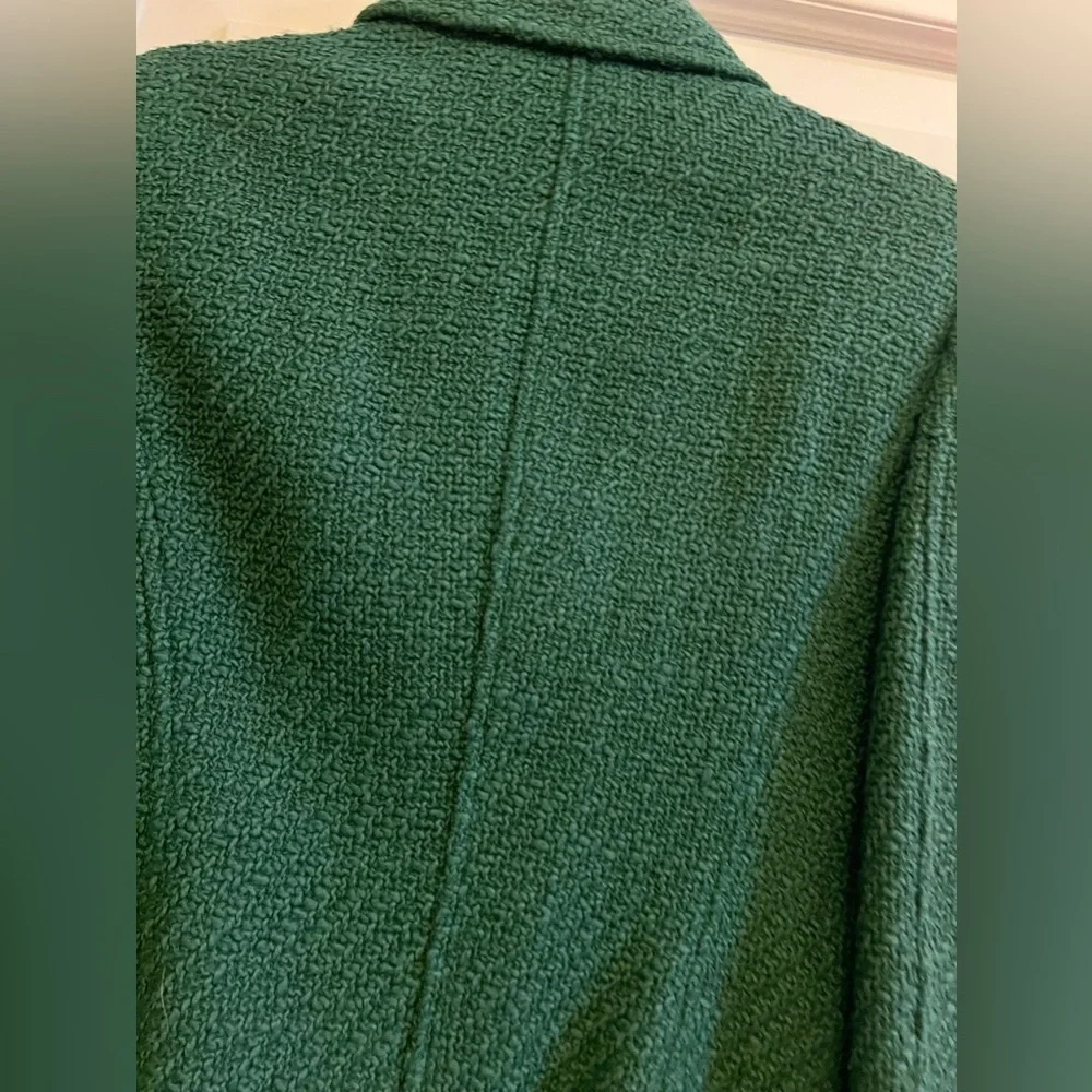Zara Green Blazer with Wide Lapels and Textured Fabric removable fur coat - Picture 4 of 9